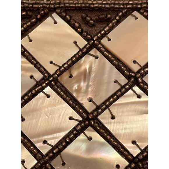 Mad Bags Natural Horn & Sea Shell Mini Clutch Wristlet - Picture 5 of 8